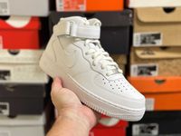 Кросівки Nike Air Force 1 Mid '07 білі високі кроссовки CW2289-111