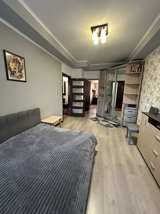 Продаж 2х кім. Козацька,32