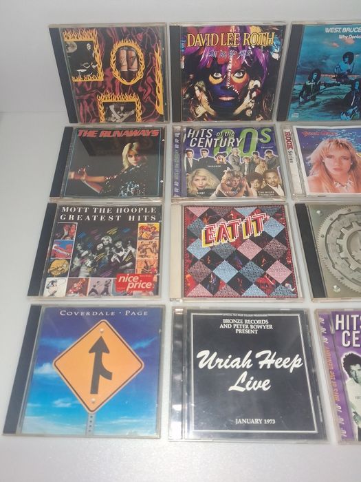 16 Antigos CDS de Música