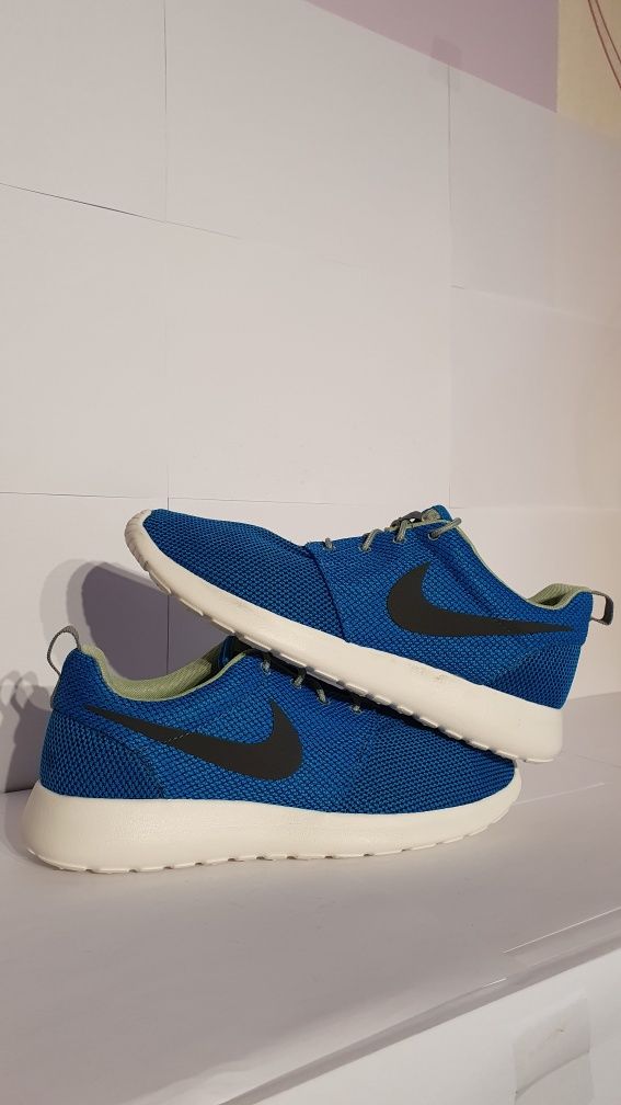 Nike Rosherun nowe męskie buty sportowe rozmiar 44