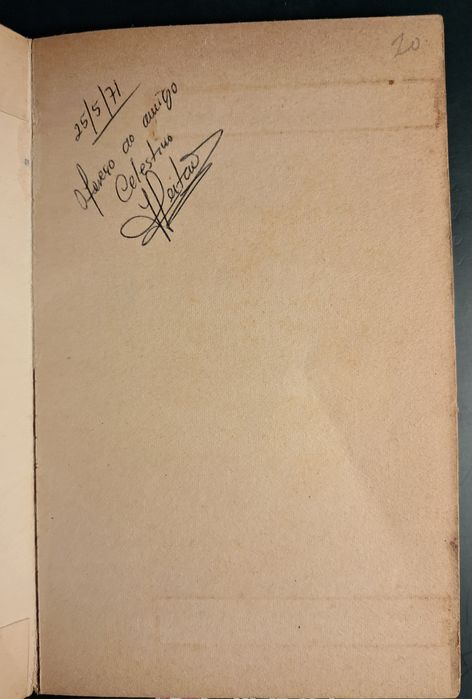Livro de Zeca Afonso, com a assinatura do Mesmo. PORTES GRÁTIS.