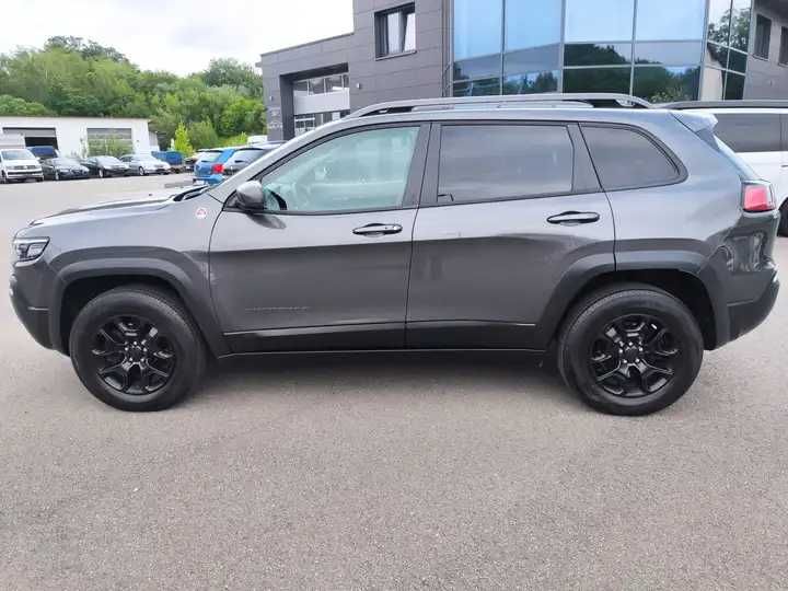 Jeep Cherokee 2020 року Trailhawk