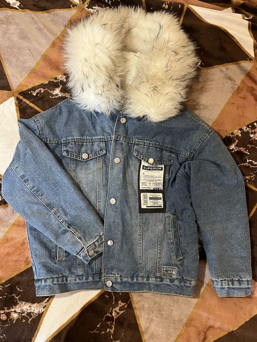 Джинсова куртка на хутрі