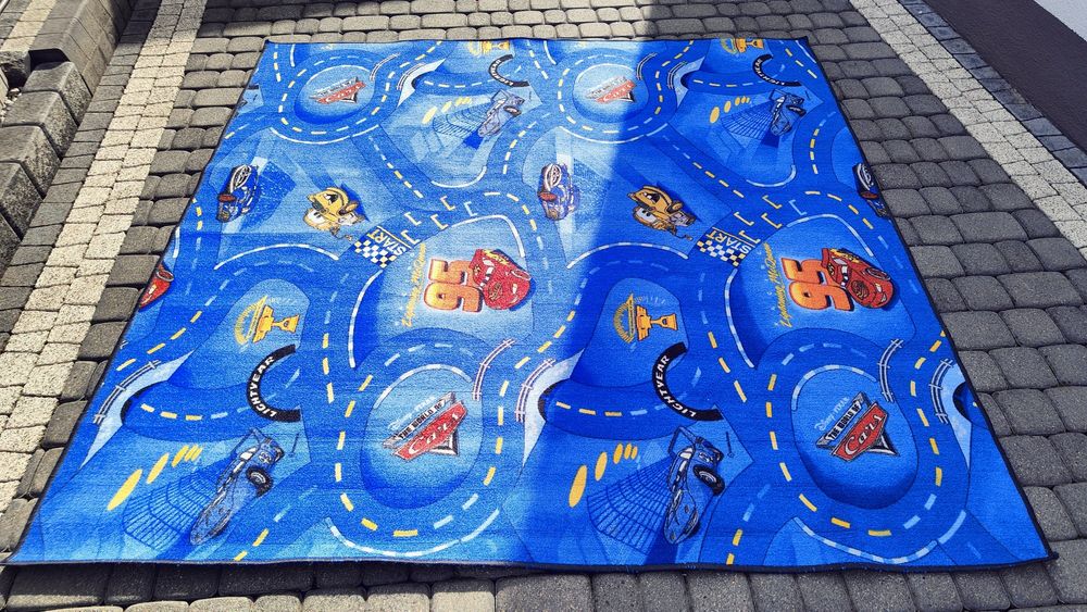 Dywan SAMOCHODY AUTA DROGI Carsy Disney 200x200