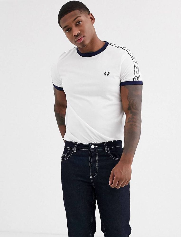 Футболка Fred Perry з лампасами