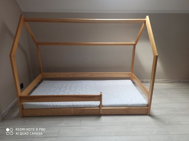 Łóżko domek dla dzieci drewniane łóżeczko