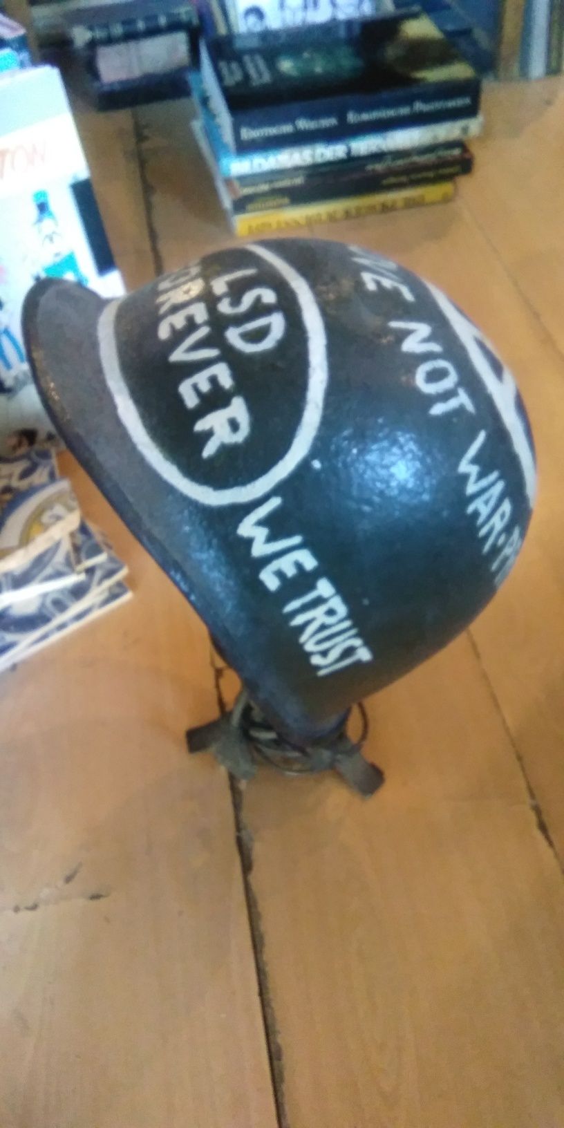 Militaria ,Arte da trincheira, Capacete Americano.