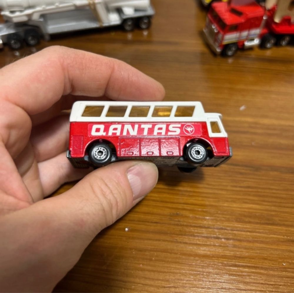 Matchbox Airport Coach