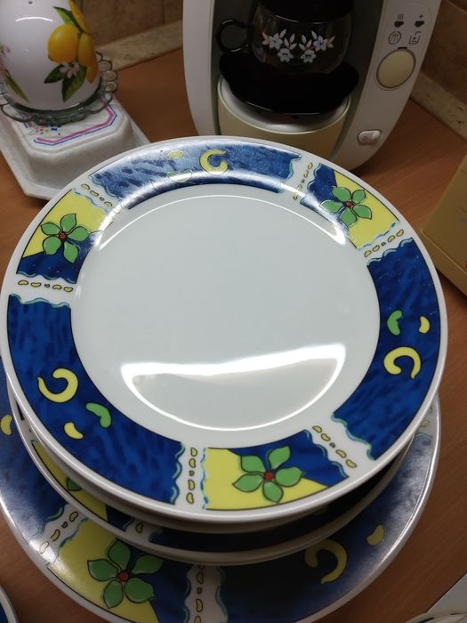 Столовый сервиз форфор,блюдо для торта в подарок