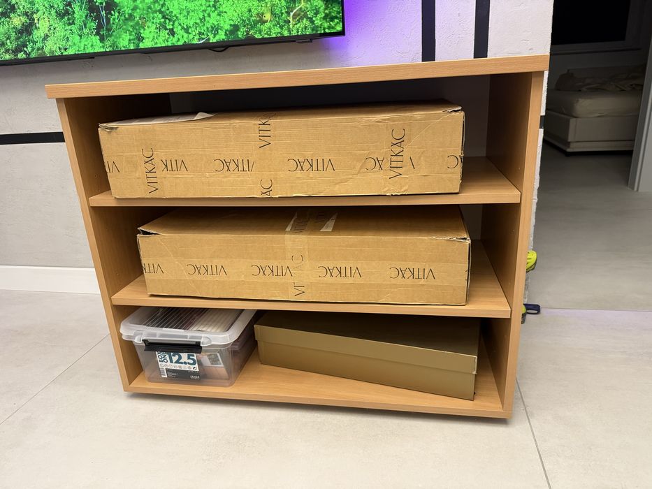 Szafka, regał z półkami