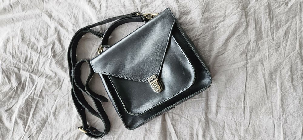 Шкіряна сумка жіноча через плече від boorbon