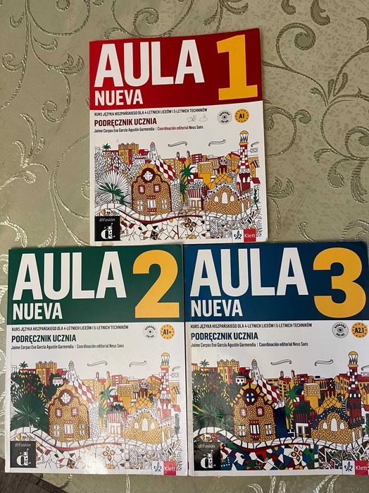 Sprzedam podręczniki J. Hiszpańskiego Aula Nueva 1,2