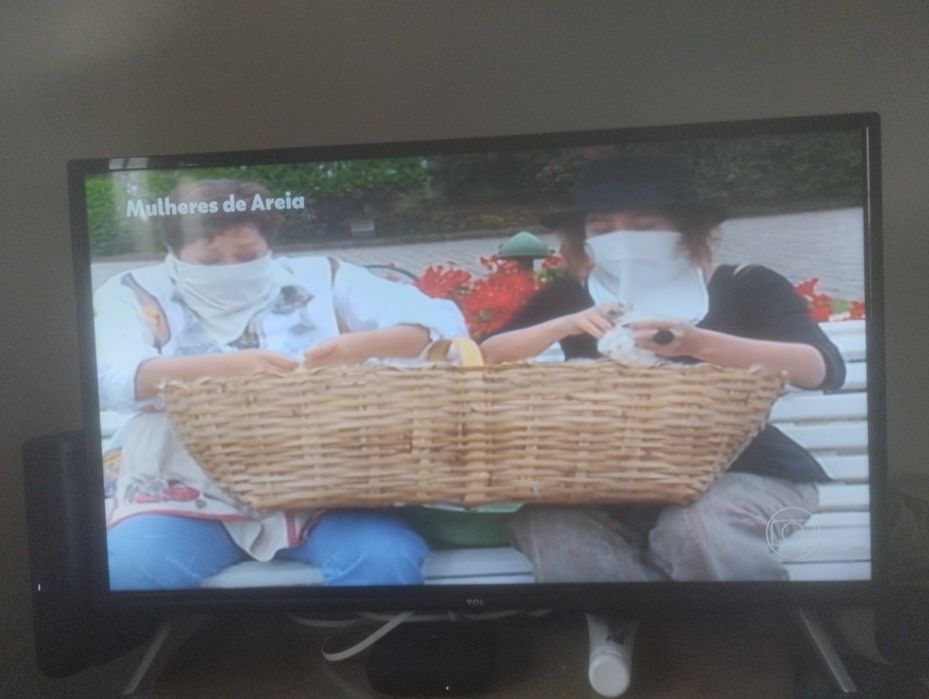 TV 32" TCL em perfeito estado