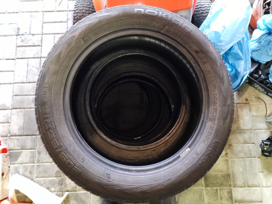 2szt. Opony zimowe Nokian 205/55/R16