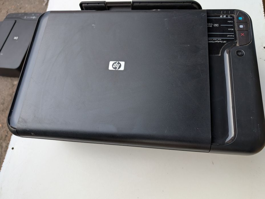 Принтер  HP продам.