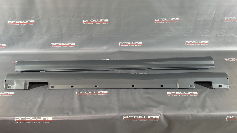 Пороги боковые Mercedes Benz C class W204 AMG Юбки