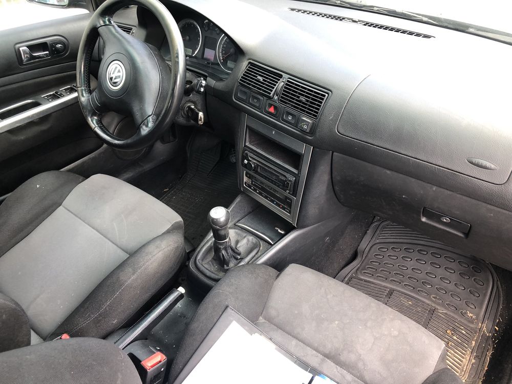 Volkswagen Golf LPG; HAK; Climatronic; Bogate wyposażenie