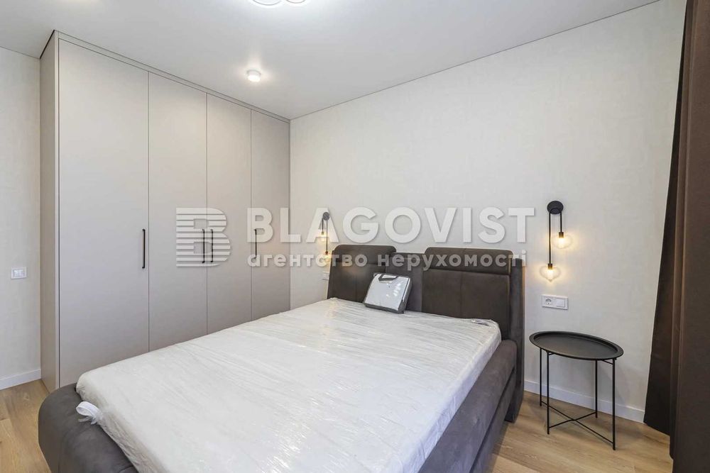 2к кв. 66м2. Новобудова. Метро. Ремонт.