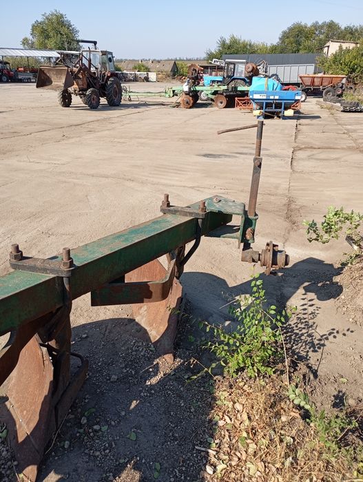 Плуг ПЛН 8-40 в ідеальному стані І