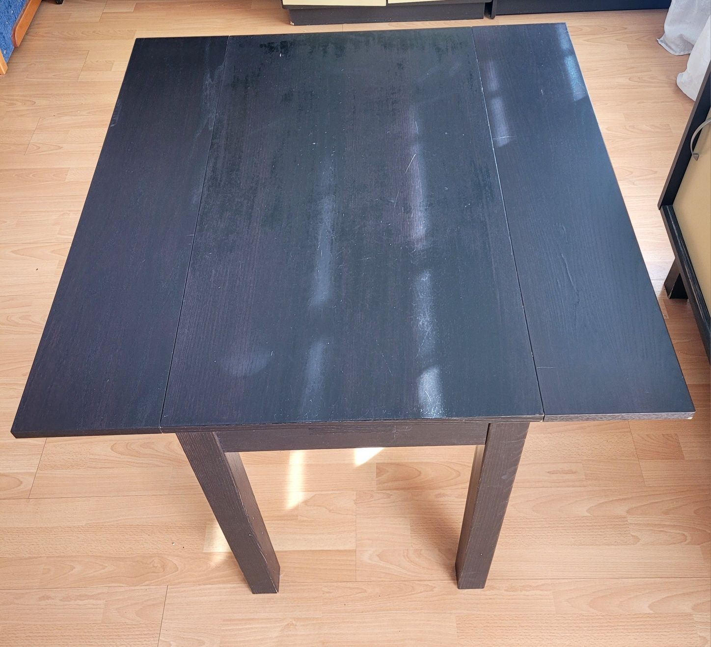 Stół Ikea Bjursta rozkładany wenge czarny drewno drewniany