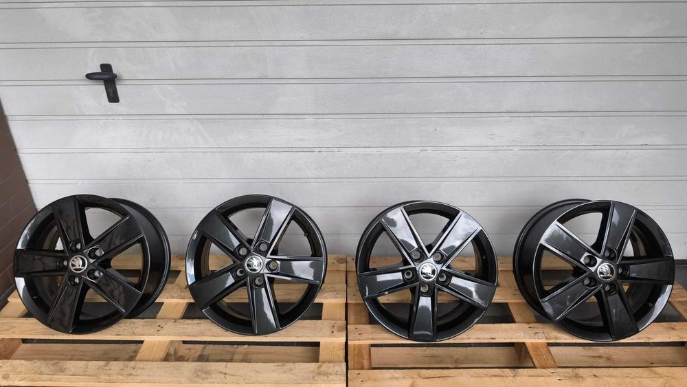 4 sztuki felgi aluminiowe 16'' 5x112 Skoda Octavia MK3 Vw Seat(OL608F)