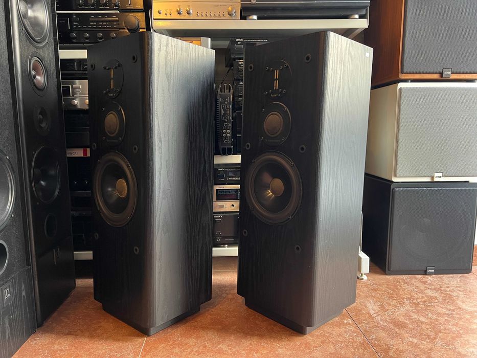 Kolumny podłogowe Infinity RS 5001 Audio Room