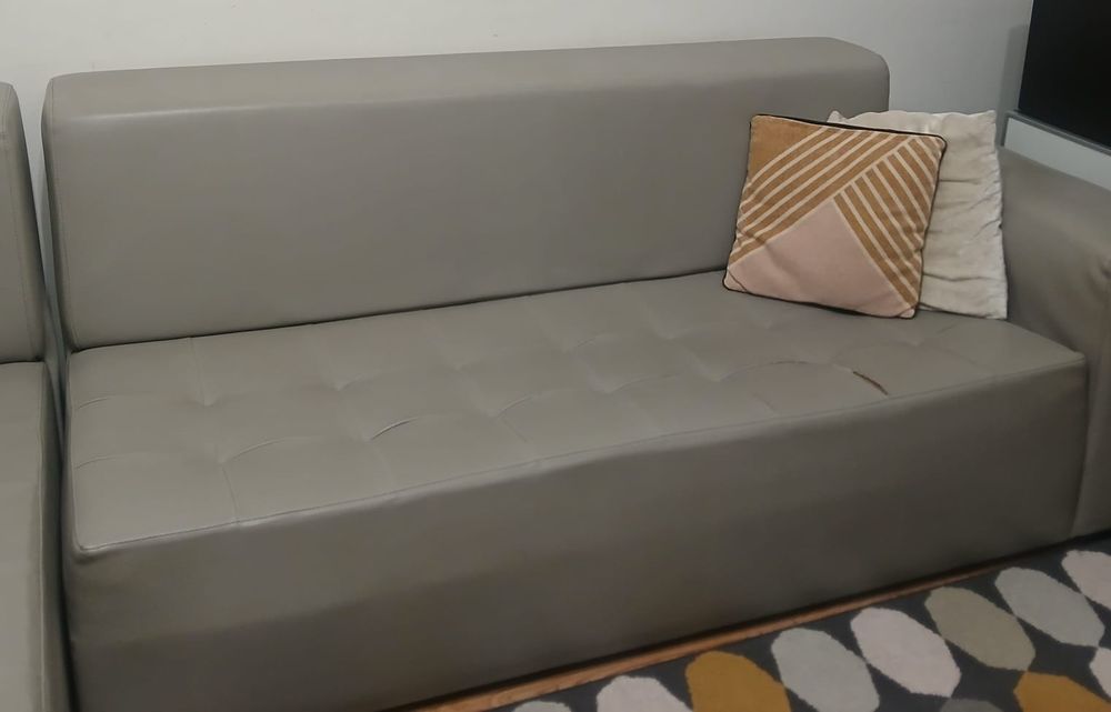 Sofá chaise longe pele de búfalo