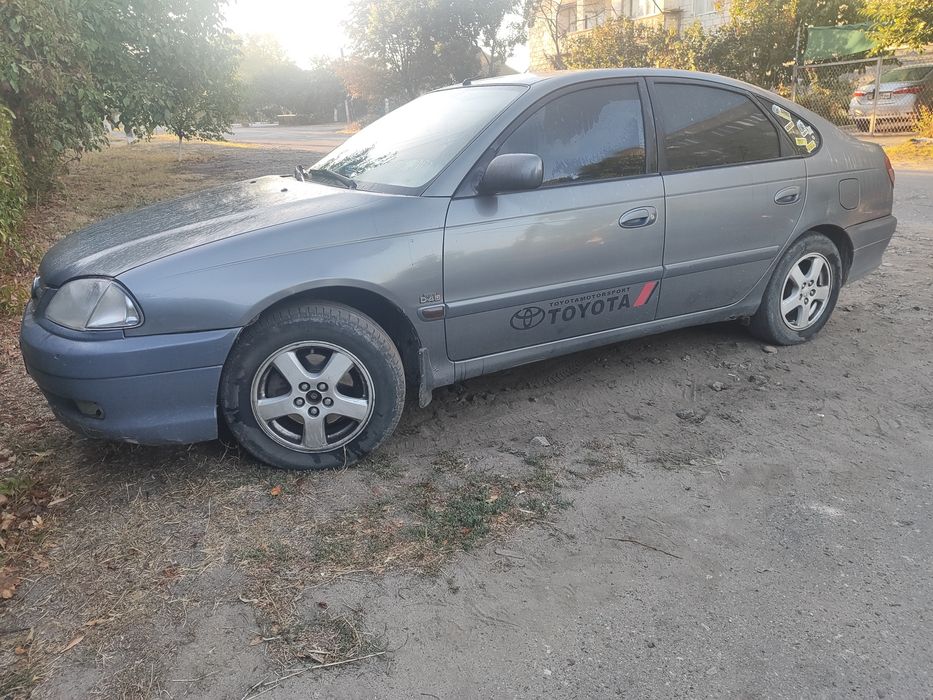 Toyota Avensis T22