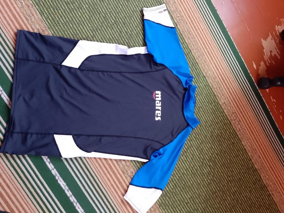 Костюм для дайвінгу