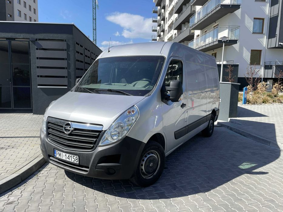 Wypożyczalnia busów, samochody dostawcze RENAULT MASTER 2022r Rzeszów!