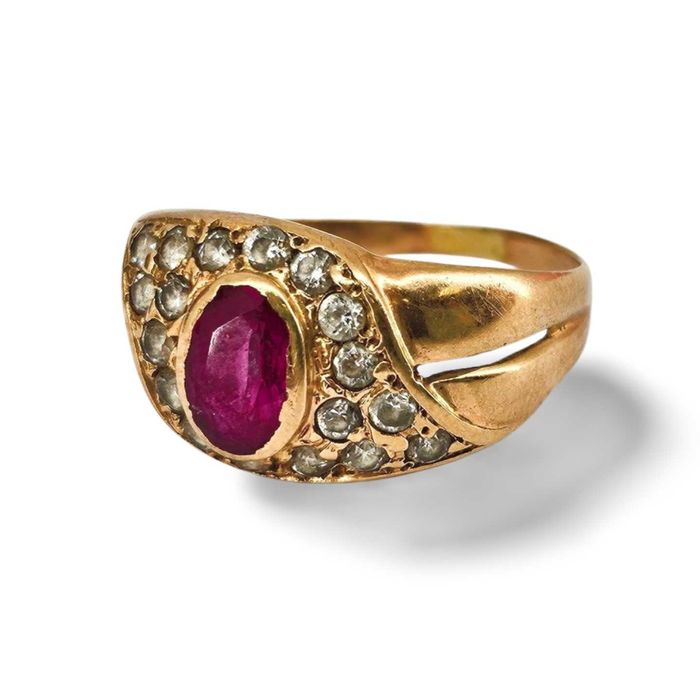 ZŁOTY PIERŚCIONEK z rubinowym oczkiem  3,05G 585