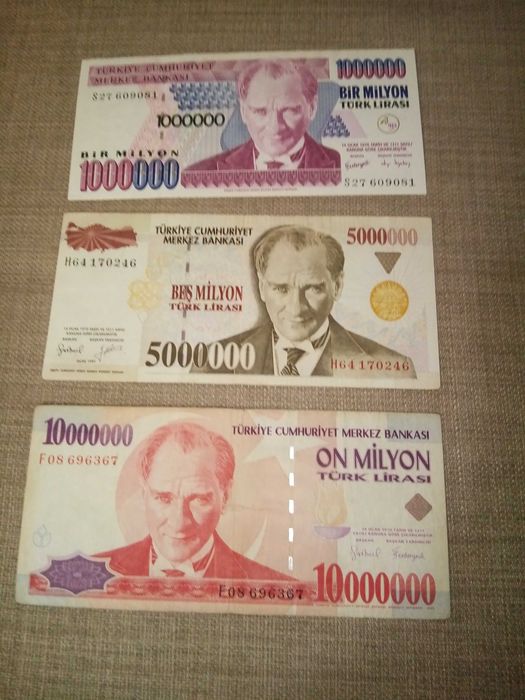 TURQUIA 9 NOTAS,4 NÃO CIRCULADAS 5 muito bem conservada, ver as fotos