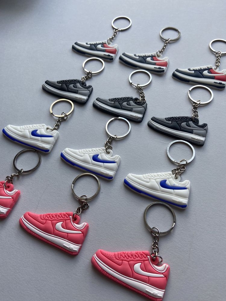 Брелок Air force 1 jordan кросівки кросівок dri fit court  Брелок Nike