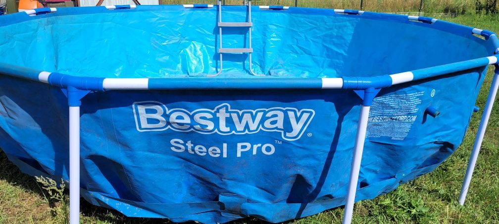 Basen stelażowy okrąły Bestway steel pro