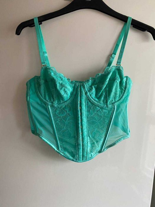 бюстгалтер корсет primark 32A