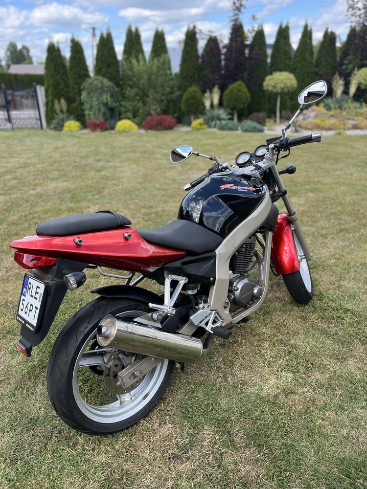 Daelim Roadwin 125 kat. B (do 27.07-4200)
