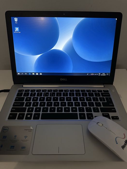 Laptop DELL Inspiron 5370