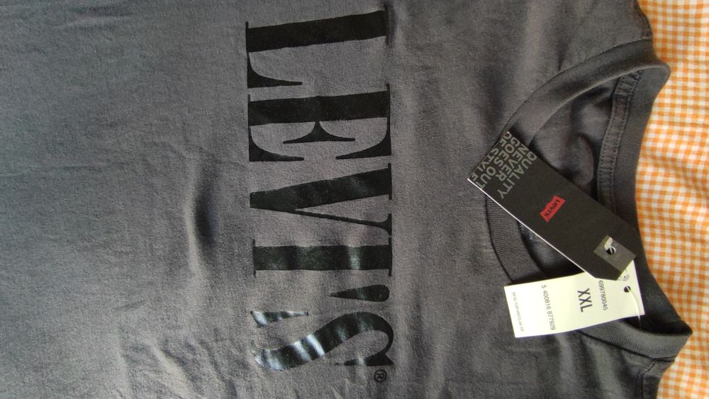 T shirt Levi's nova