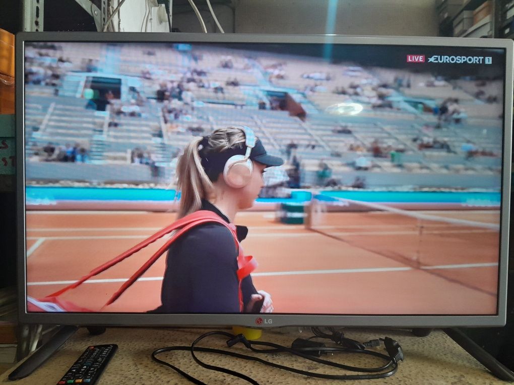 TV LG smart 32LB5700 écran 81cm