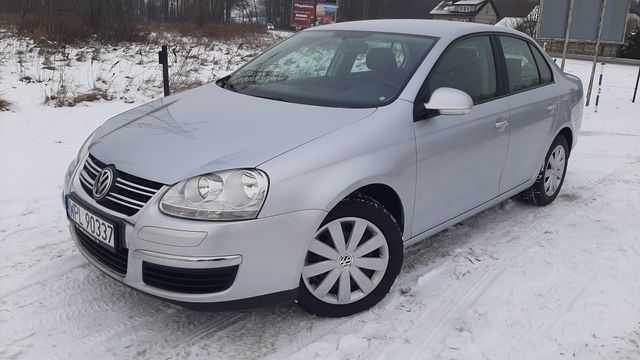 Volkswagen Jetta#1.6 8v MPI#2005r#160tys#Zarejstrowany w Polsce#