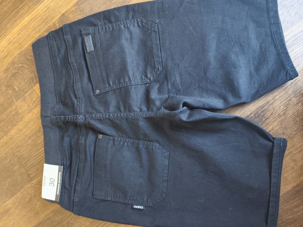 Spodenki Cropp rozmiar 30