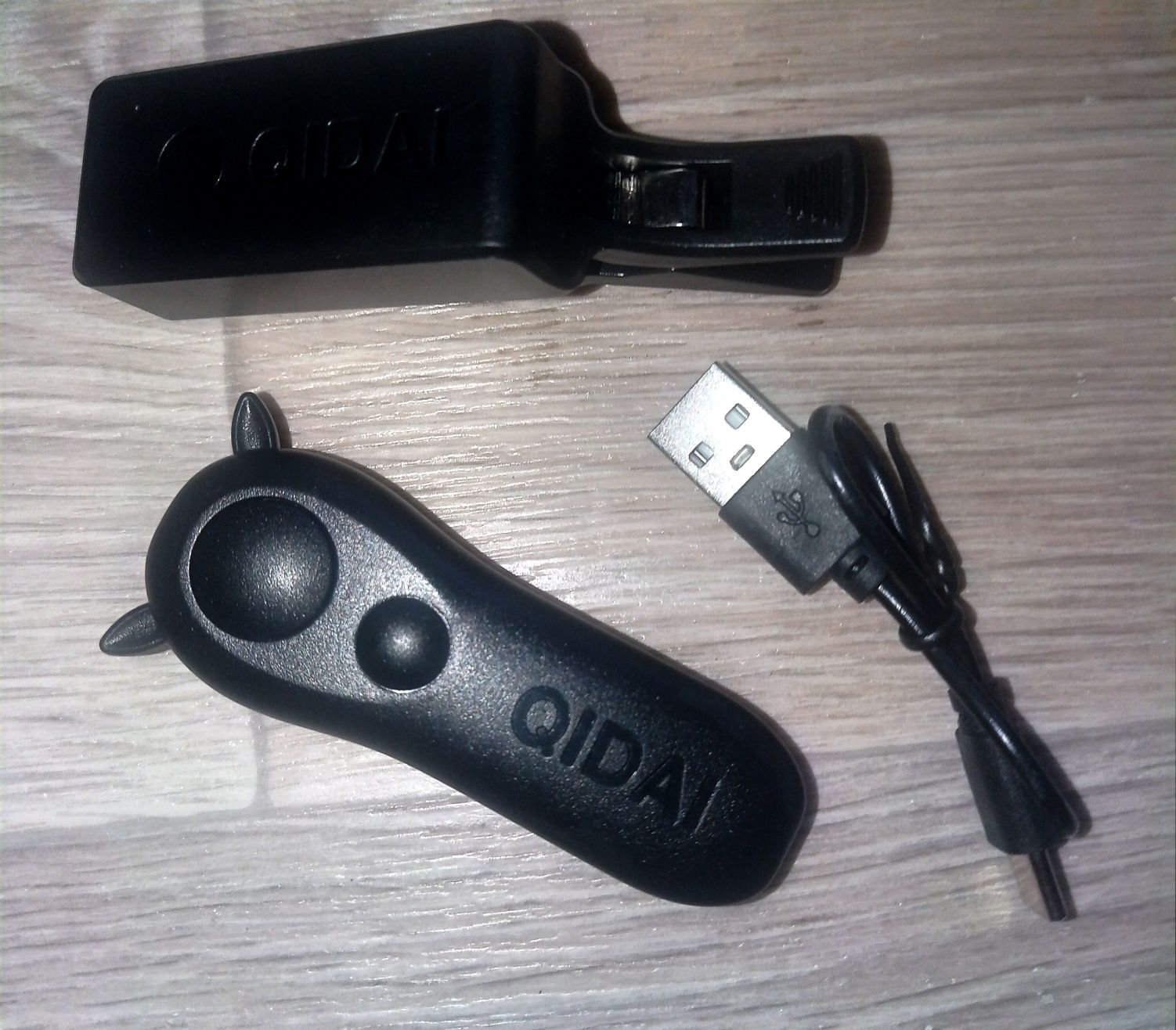 QIDAI автоклікер Auto Clicker