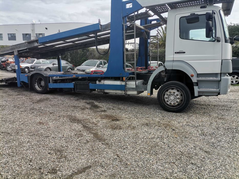 Mercedes Benz Atego Porta carros 5