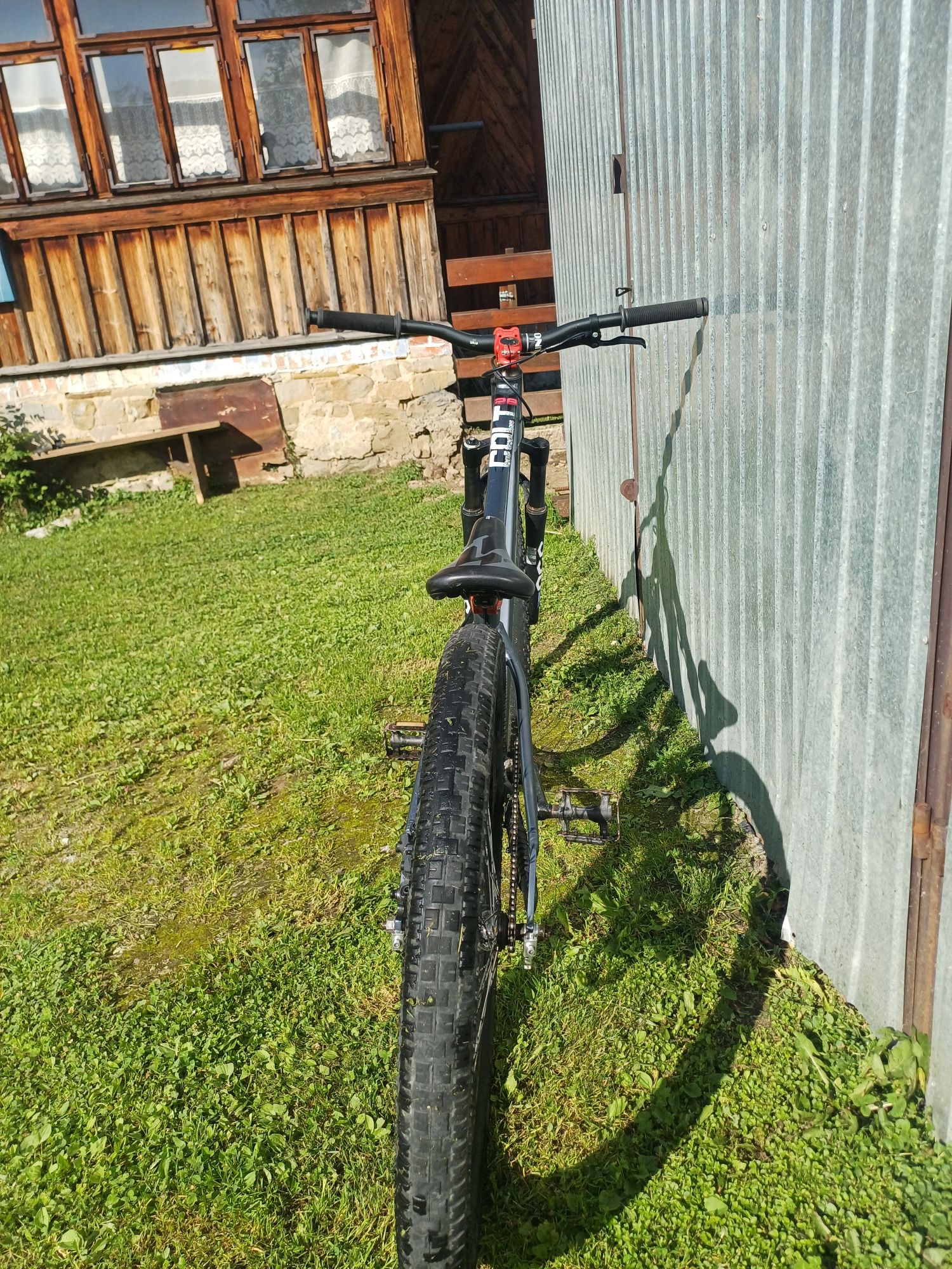 Rower dirt kands colt 26