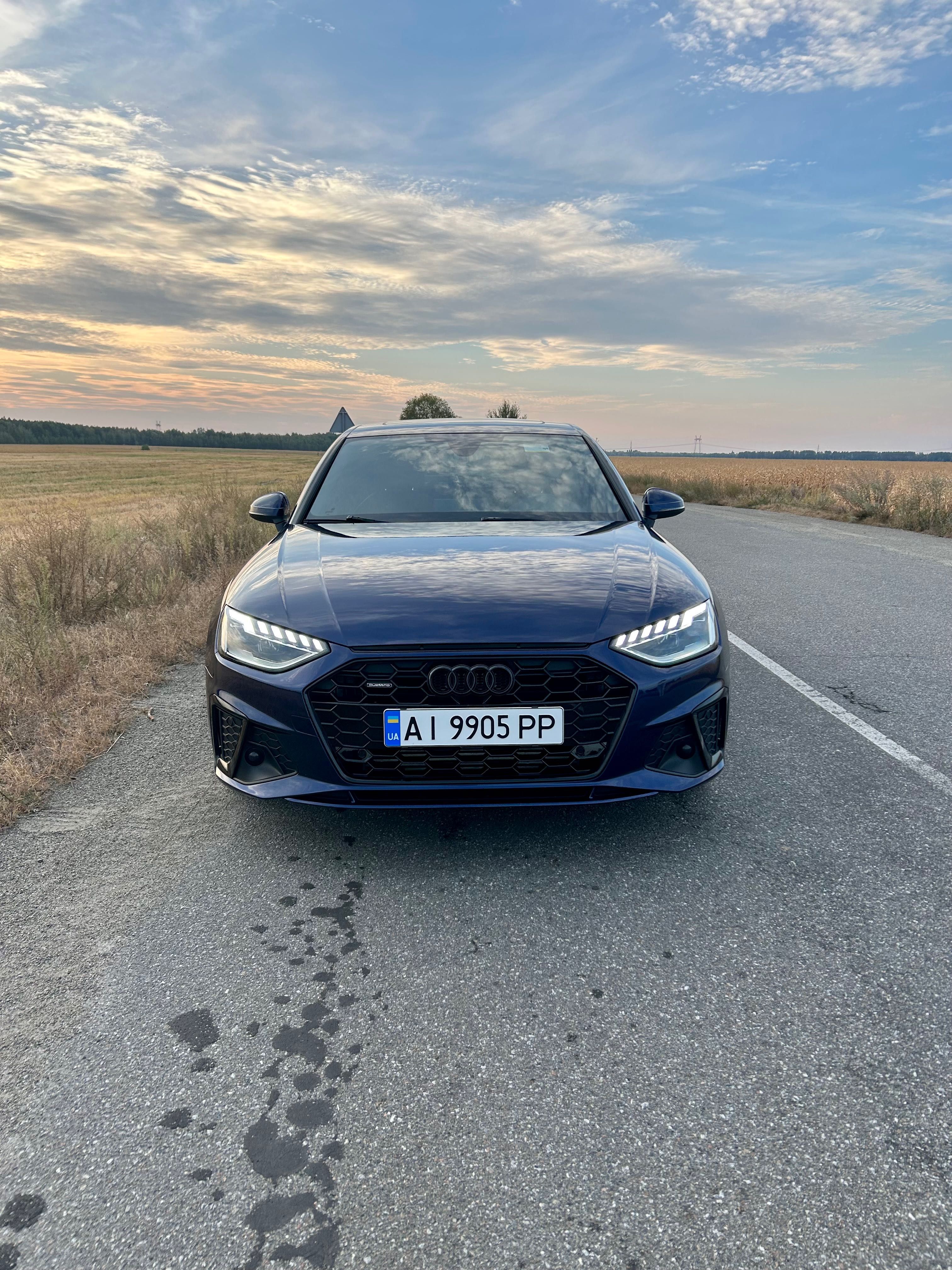 AUDI A4  quattro