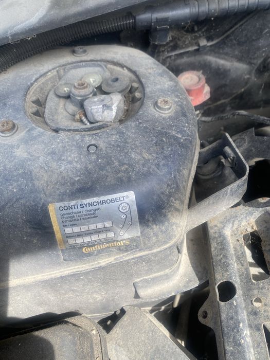 Запчастини до пежо 607
