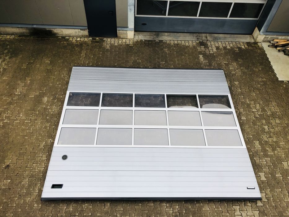 Brama 500 x 420 panelowa segmentowa garażowa przemysłowa rolowana