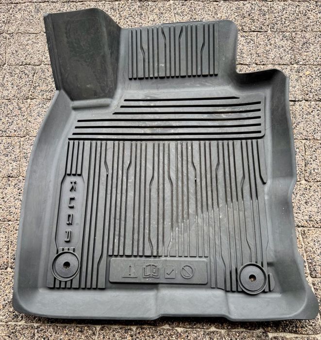 Komplet oryginalnych dywaników gumowych Ford Kuga MK3