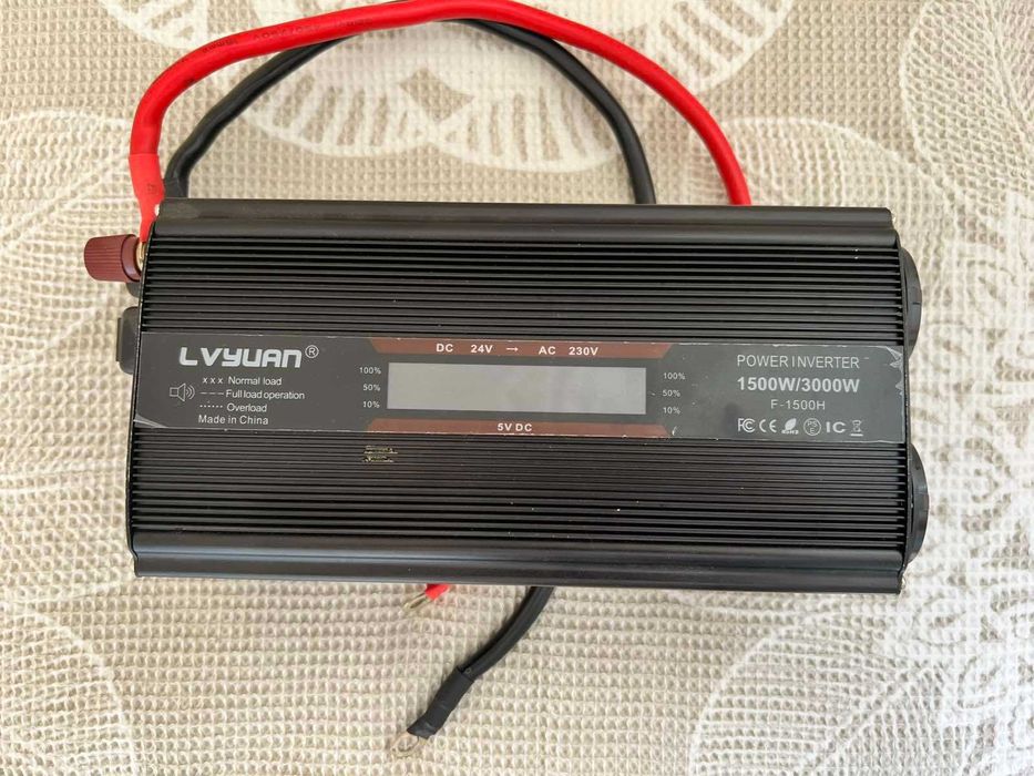 Потужний автомобільний інвертор LVYUAN 1500W / 3000W 24V