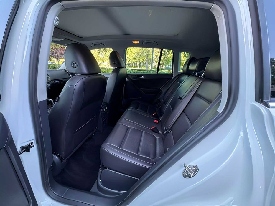 Volkswagen Tiguan      2017